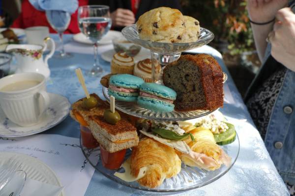 Edinburgh Afternoon Teas Every Mother Deserves this Mother’s Day